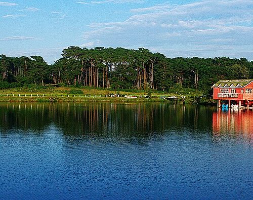 Thadlaskein Lake